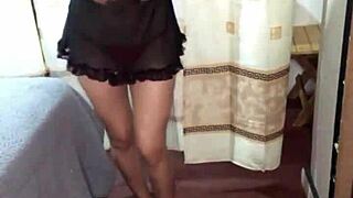 dancin’ sexy with romi absun, uh, gettin’ wild on that tight body. damn, can’t stop watchin’ her move!