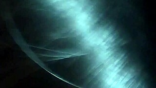 मैं अभी रिकी को चूसने में पूरी तरह मस्त हूँ