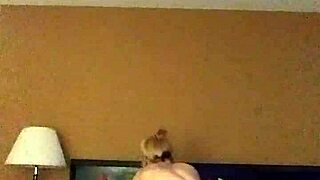 White Girl Sucking And Fucking In Doggystyle