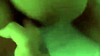 novinho put me in the room and made me cum just with his fingers