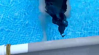 Beautiful titty action happening in the pool 😍