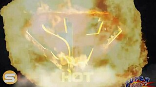 Layla Perez Has Fun With Her Glass Dildo