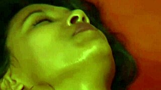 Her pussy needs to learn to relax to feel the best sensations