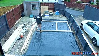 leeds amateur subtly sucks nerd's dick for first time