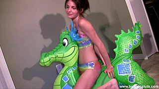 How does Lola tame the green dragon?