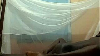 Ebony amateur's big ass pussy gets intensely drilled in anal sex