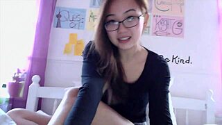 harriet sugarcookie shares her daily vlog