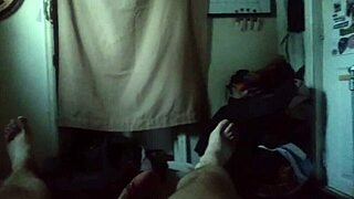 jerking off on my bed in boulder co 😏