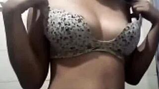 Venezolana Latina Madura Performs Sexy Webcam Show