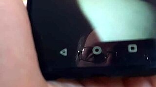 My wife gives me a handjob show 😘