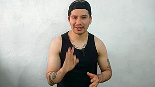 convenci a mi compañero hetero de mamarle su vergota