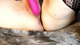 Italian Vixxxen Masturbates With Flogging