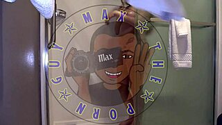 Pips3e3 Sydney in the stairwell with a huge load