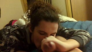 Blowjob leads to pussy riding!