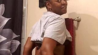 NAEJAE AND A TWERKING SHOW 3 SONGS