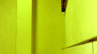 Malaysia Chinese Babe Goes Wild in Anal Action! 🔥