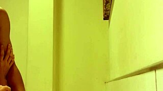 Malaysia Chinese Babe Goes Wild in Anal Action! 🔥