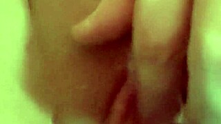 Hot wife squirt. She squirts hard during solo homemade session with amateurs