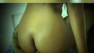 olha o RABO dessa EBONY gata