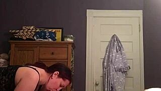 Side chick enjoying some casual time