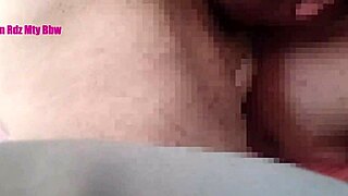 I Masturbate While My Cuckold Eats My Pussy!