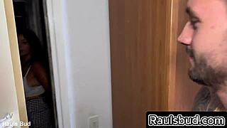 que ganas tenia de follarme a la joven lily morena