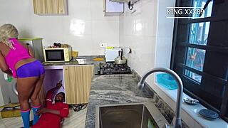 My Plumber Has A Big Black Dick! I Want To Feel It In My Creamy Pussy 😍