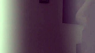 Pequeña Jennifer Far showcases her Latina charm