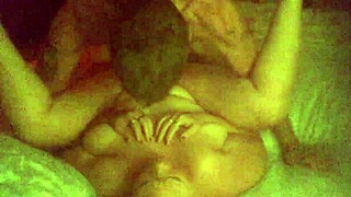 Mature BBW gives homemade blowjob and squirts during fucking