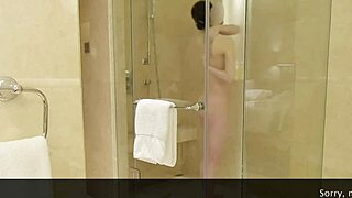 i can't believe how luxurious this bath scene is with my student