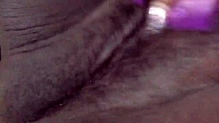 Check Out This Wet Pussy Squirting Hard 😍