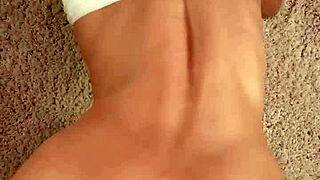 i gave a huge facial to this horny beauty