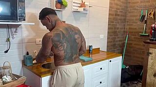 i caught this slut belinha baracho in the kitchen