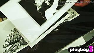 Brunette alexandra tyler poses outdoors showing her boobs 😍