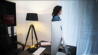 Cherry Kiss, possessed, fucks Valentina Nappi