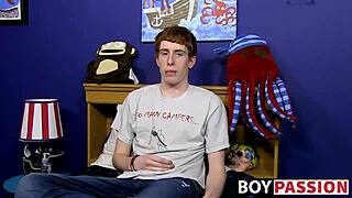 Guy with red hair gets interviewed before a solo session