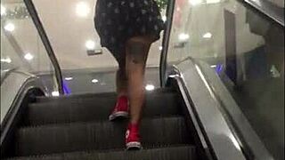 Holy! Teen Milly Lascy Strolls with Vibrator in Public Shopping!
