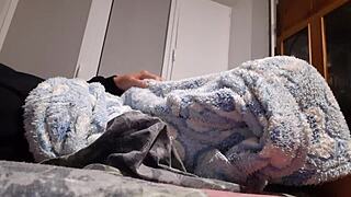 In Cold Apartment Amateurs Create Fuck-Room To Warm Up Girls Orgasm From Licking And Fucking