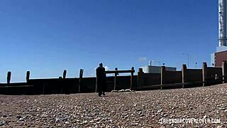 Bbc fucks teen on beach 😏
