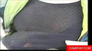 amateurs in car get fucked ass to mouth in threesome.