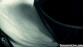 Deauxma gives in to Hartley's strict domination