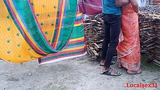 देसी इंडियन भाभी, मुझे बताओ अपने वाइल्ड आउटडोर सेक्स एडवेंचर के बारे में। लोकलसेक्स31 का ऑफिशियल वीडियो हर हार्डकोर हैंडजॉब डिटेल दिखाता है।