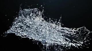 i'm watchin women pissin in this sex game