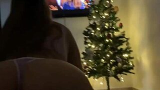 My friend invites me to watch a movie?