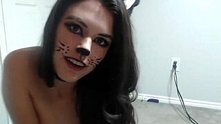 Teen Slut Masturbates On Webcam