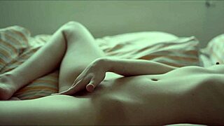 Czech babe masturbating in bed. Join her for a wild session now?