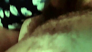 secretaria me la chupa con dildo hasta el orgasmo